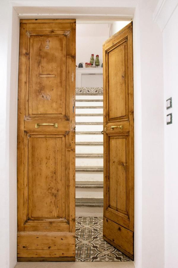 Palazzo Donnamaria Apartment Manfredonia Exterior photo