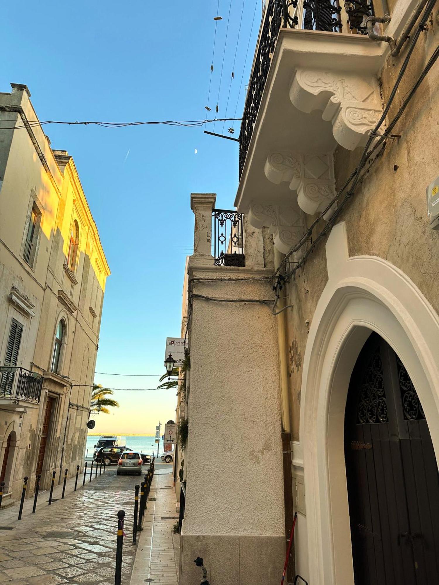Palazzo Donnamaria Apartment Manfredonia Exterior photo